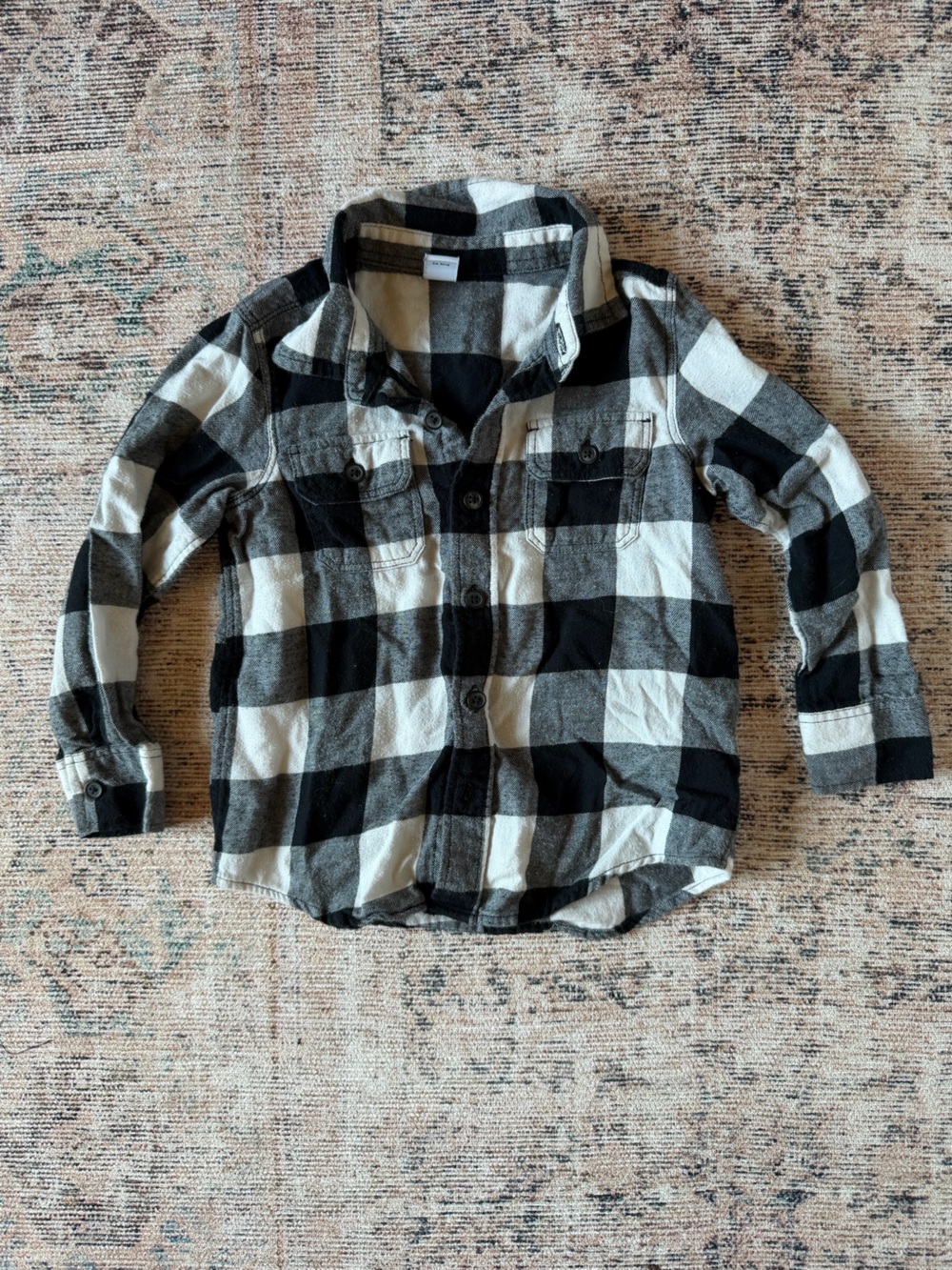 Old Navy Black and White Plaid Button-Down Shirt